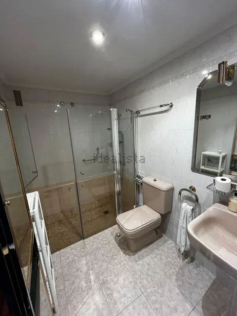 Habitació de lloguer, Burgos (3/5)