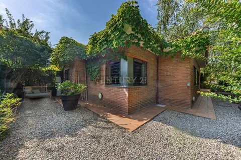 Casa 239 m² a Sant Cugat del Vallès