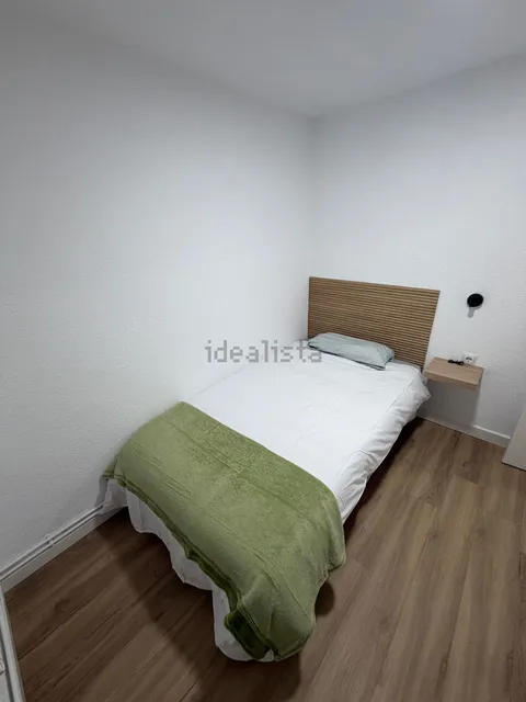 Habitación en alquiler, Madrid (2/9)