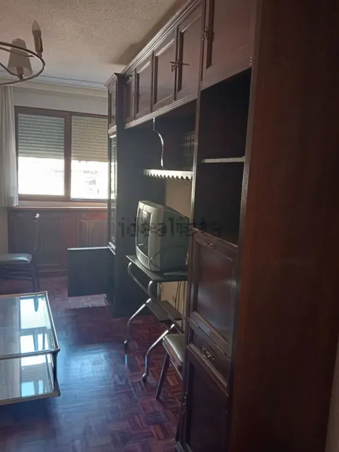 Pis de 75 m² a Salamanca (2/9)