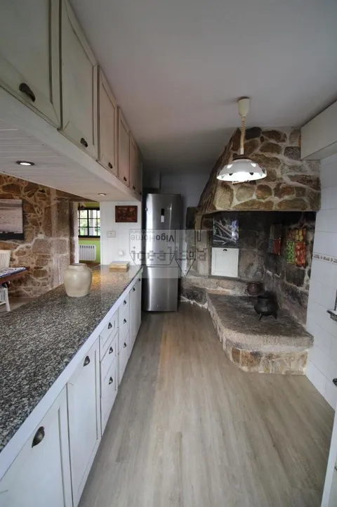 Maison 240 m² à Moaña