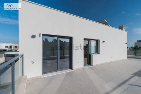 Haus 220 m² in Dos Hermanas