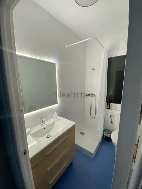 Room for rent, Sondika