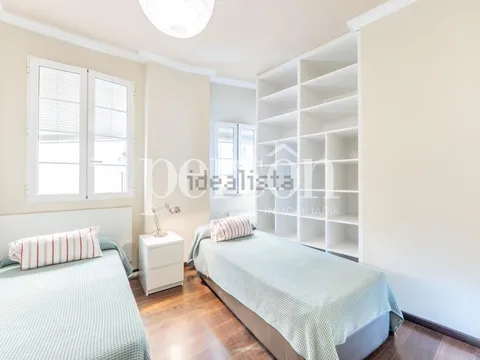 Wohnung 130 m² in Valencia