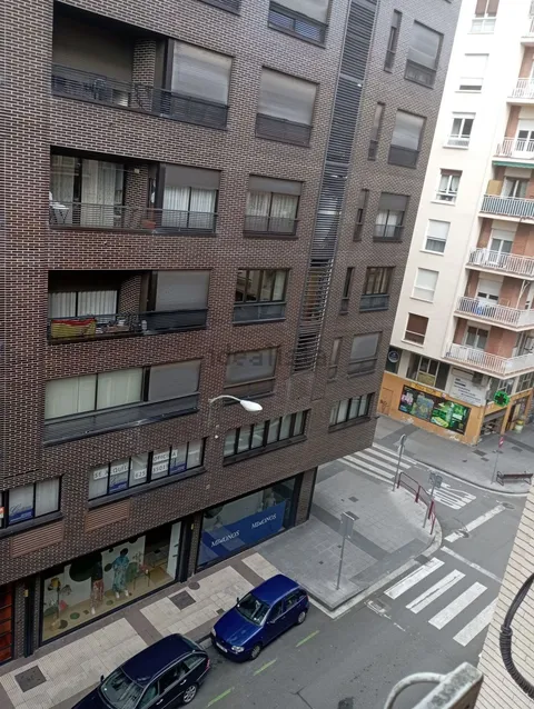 Habitació de lloguer, Logronyo
