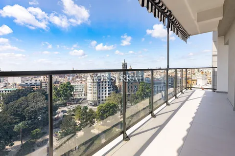 Wohnung 246 m² in Valencia