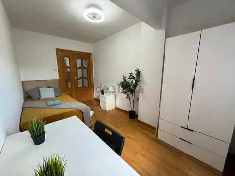 Habitació de lloguer, Saragossa (2/7)