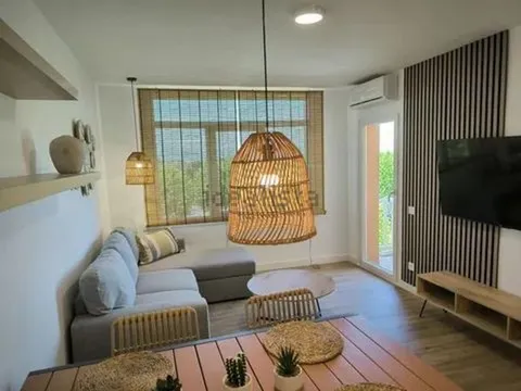 Apartamento 40 m² em Castelló d'Empúries