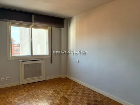 Pis de 230 m² a Oviedo