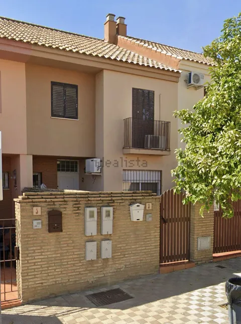 Casa de 120 m² en Santiponce