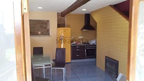 House 150 m² in Cerdedo Cotobade