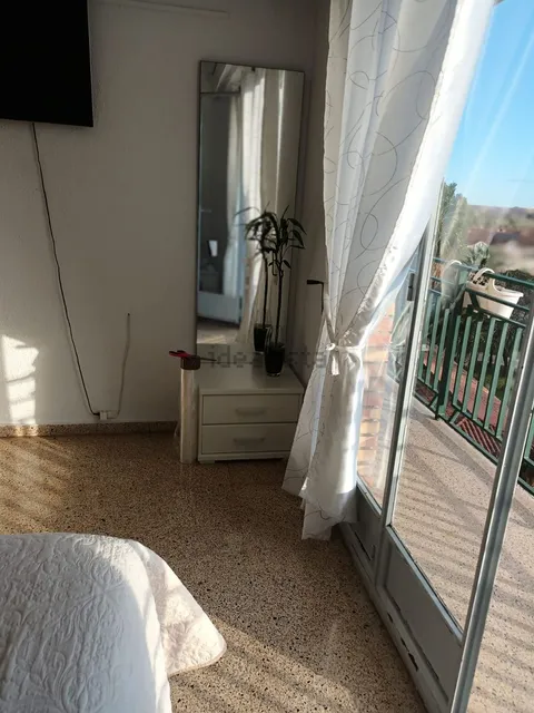 Habitació de lloguer, Burjassot