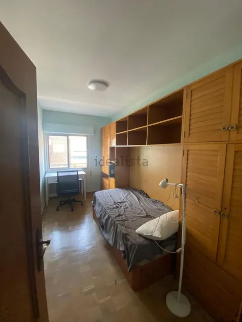 Habitació de lloguer, Madrid (3/11)