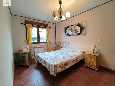 Casa de 140 m² a Hazas de Cesto