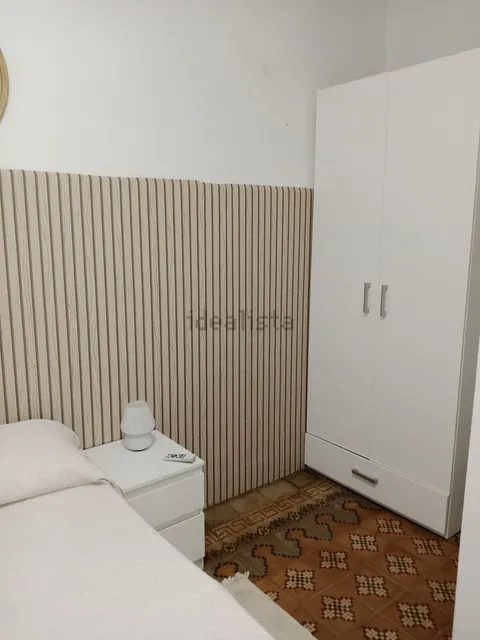 Room for rent, la Pobla de Vallbona