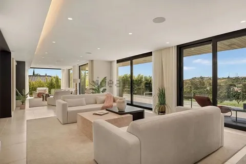 Haus 443 m² in Marbella