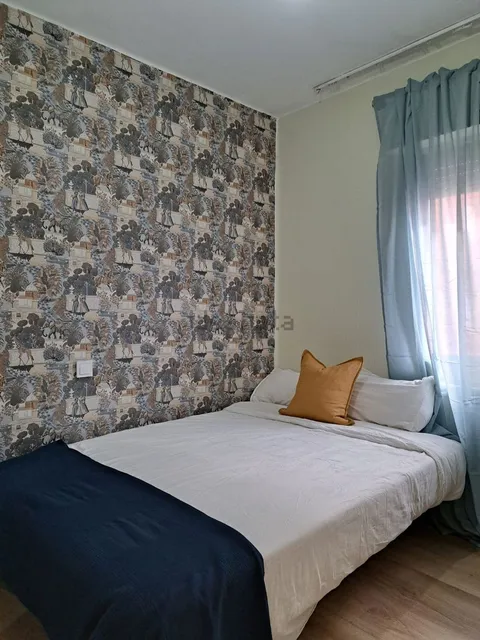 Chambre à louer, Santander