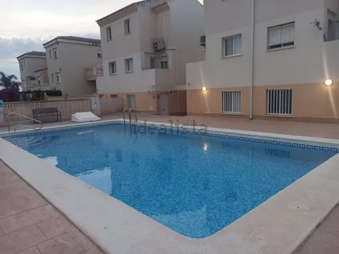 Pis de 80 m² a Oliva