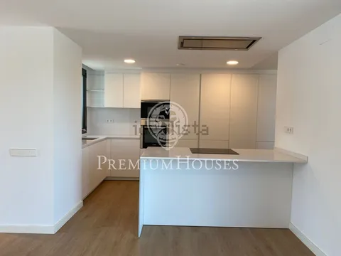Wohnung 214 m² in Gavà