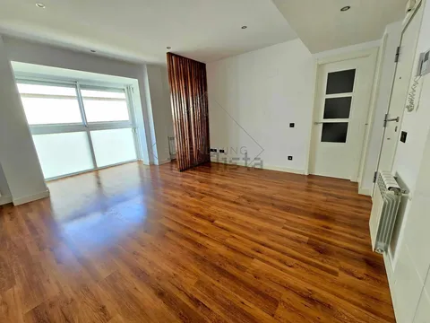 Wohnung 104 m² in Madrid