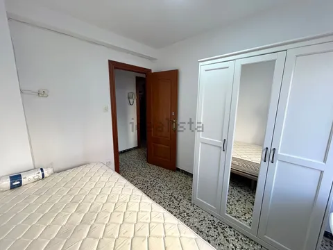 Habitació de lloguer, Saragossa (2/5)