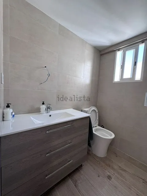 Chambre à louer, Valence