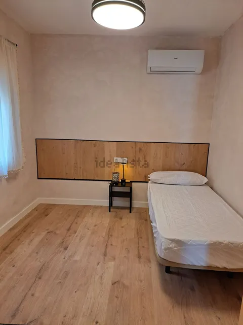 Habitació de lloguer, Polán