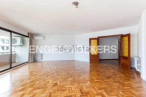 Pis de 200 m² a València