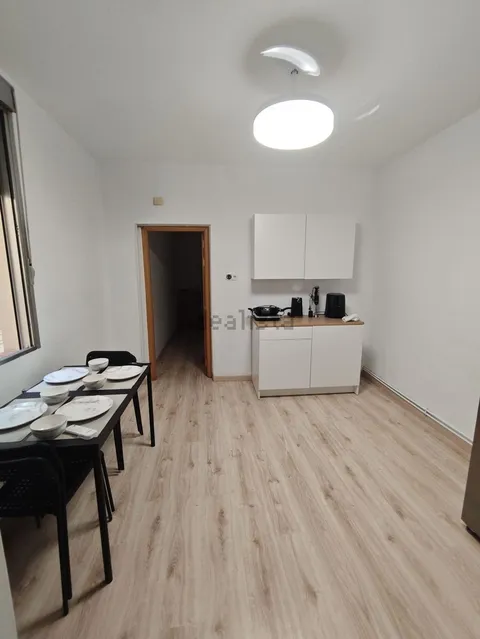 Room for rent, Madrid