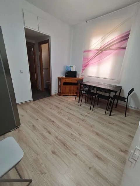 Room for rent, Madrid