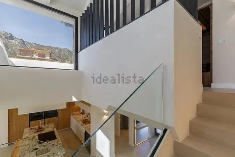 Haus 400 m² in Marbella