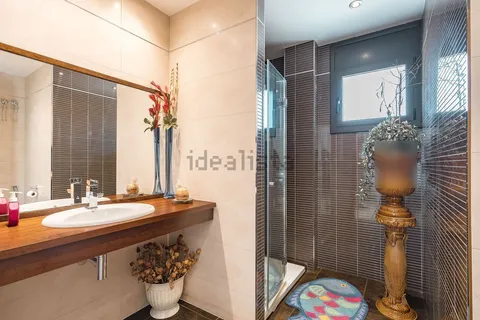 Casa de 228 m² a Sant Just Desvern