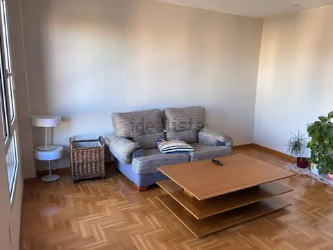 Piso de 90 m² en Oviedo (4/18)