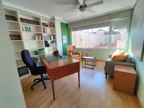 Pis de 100 m² a Albacete (2/22)