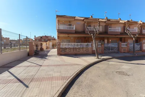 Maison 108 m² à Los Alcázares