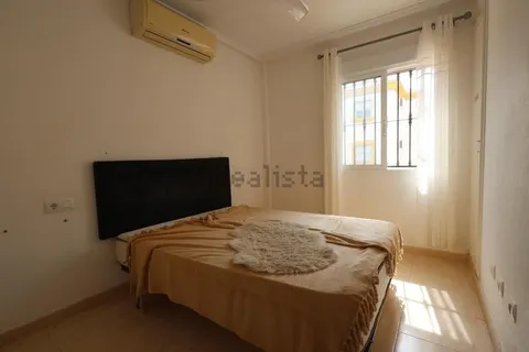 Casa de 110 m² a Oriola