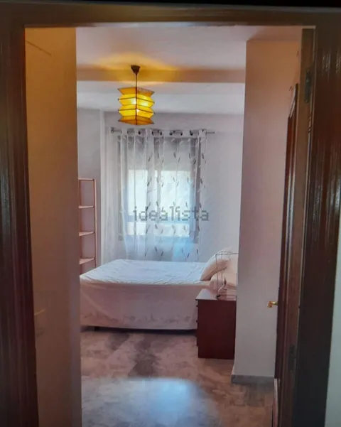 Chambre à louer, Cáceres