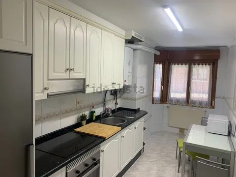 Pis de 80 m² a Gijón