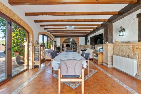 Casa de 395 m² a Onil