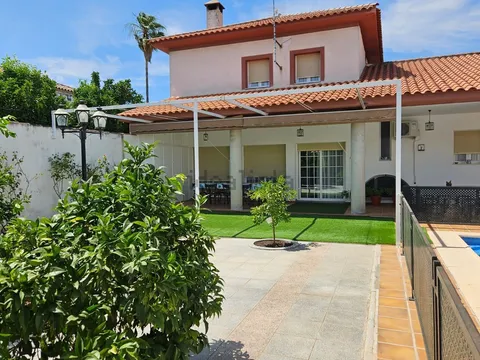 Casa de 431 m² a El Carpio