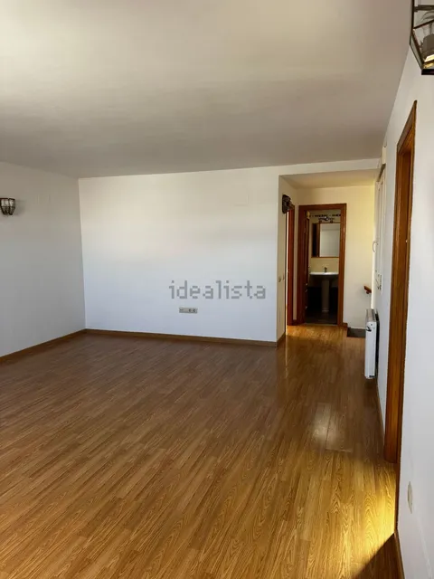 Pis de 69 m² a La Torre de Esteban Hambrán