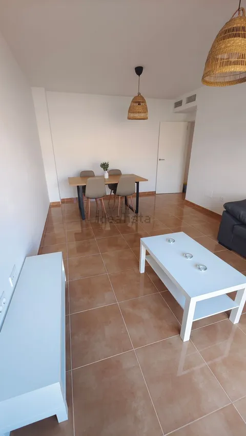 Pis de 80 m² a Vícar