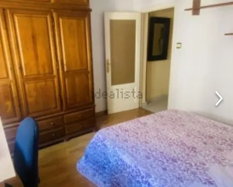 Habitació de lloguer, Lleó