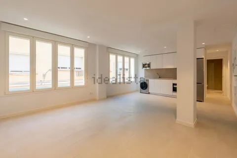 Wohnung 72 m² in Madrid