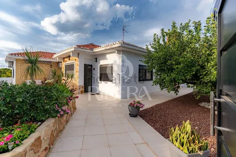 Casa de 271 m² a Xiva
