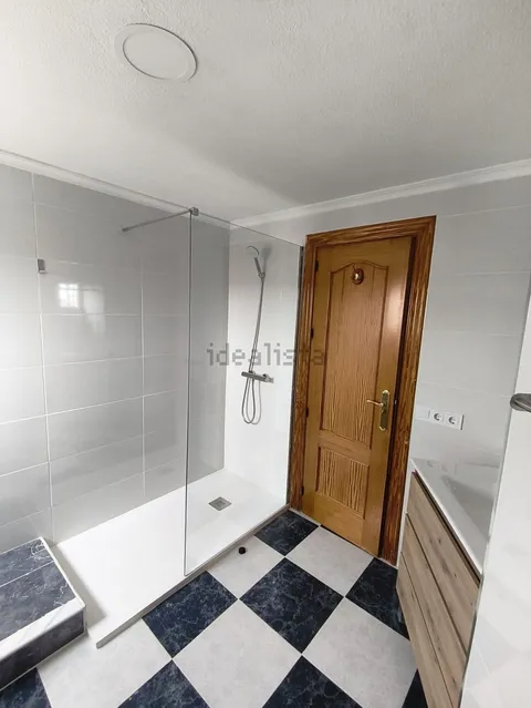 Квартира 88 м² в Sax