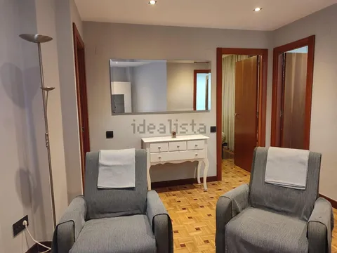 Pis de 75 m² a Oviedo