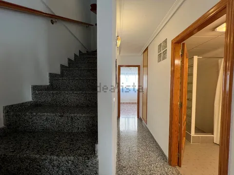 Casa de 100 m² a Oriola