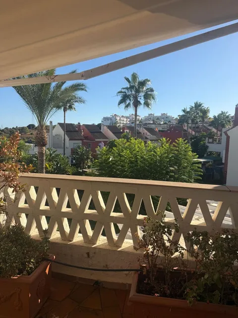 Casa de 200 m² a Estepona