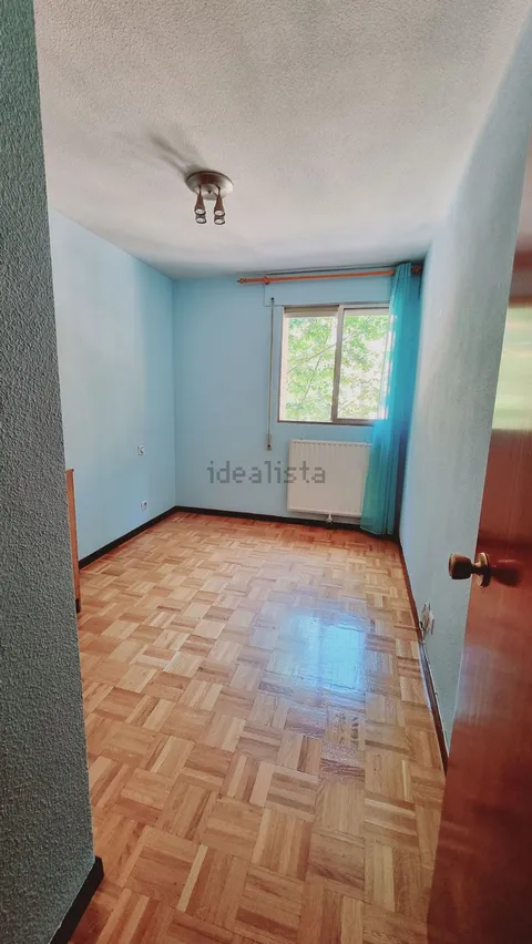 Habitació de lloguer, Madrid (3/12)